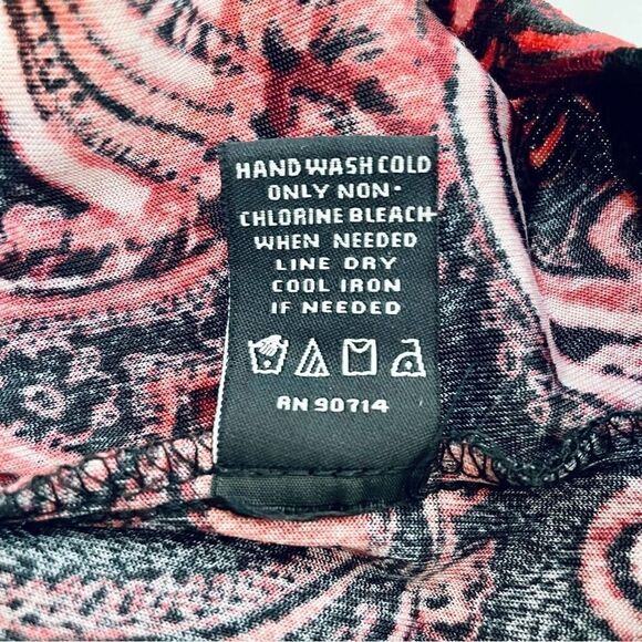 Prelude Velvet Flare Sleeve Top Red - Picture 8 of 9